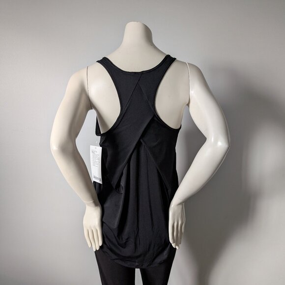 Lululemon - Black "Essential" Pleated  Yoga Tank Top - Size 6 - NWT - Picture 2 of 5